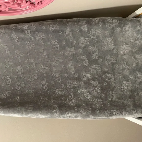 Serra perfect sleeper diaper changing pad with soft grey cover. - Picture 2 of 3